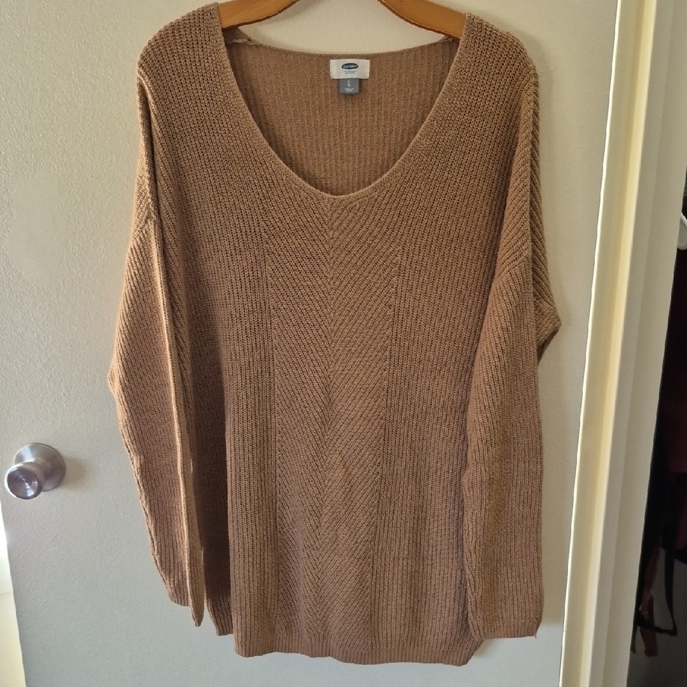 Old Navy Women's V-Neck Sweater - Tan